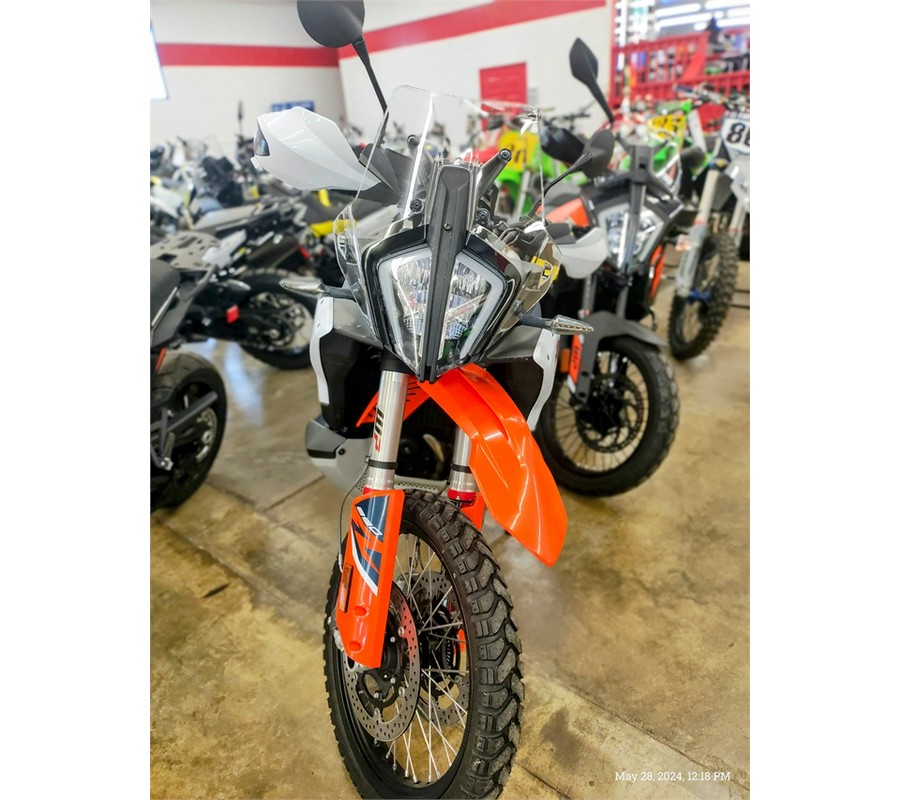 2023 KTM 890 Adventure R