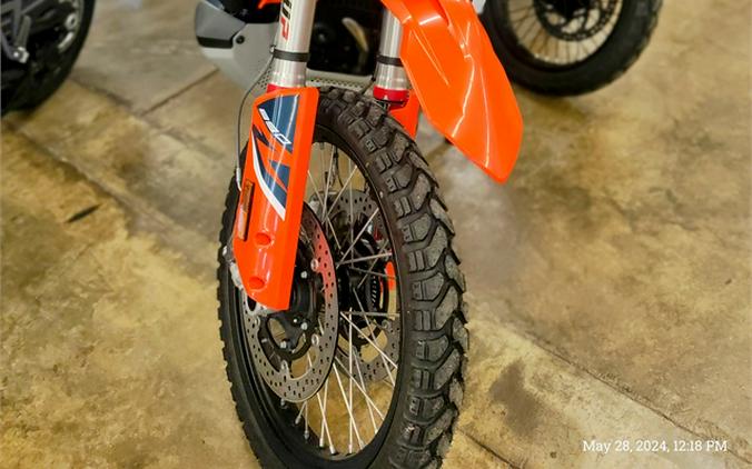 2023 KTM 890 Adventure R