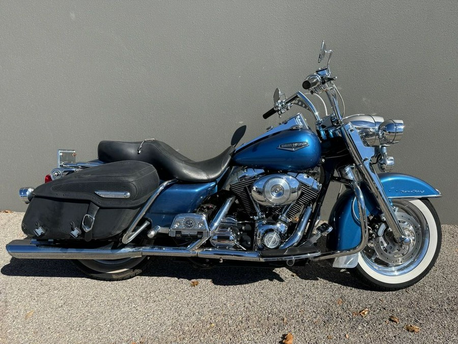 2006 Harley-Davidson® FLHRCI - Road King® Classic