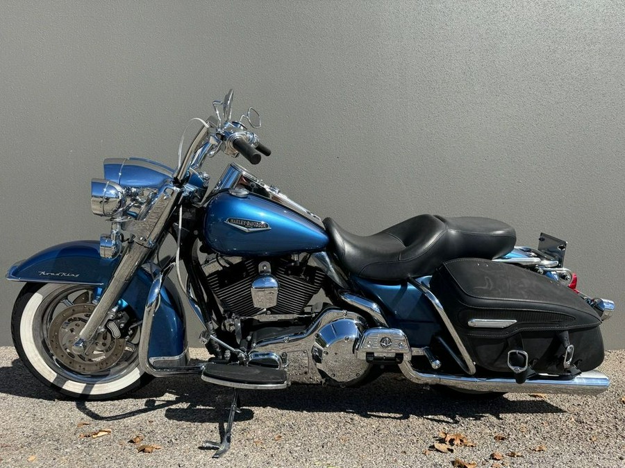 2006 Harley-Davidson® FLHRCI - Road King® Classic