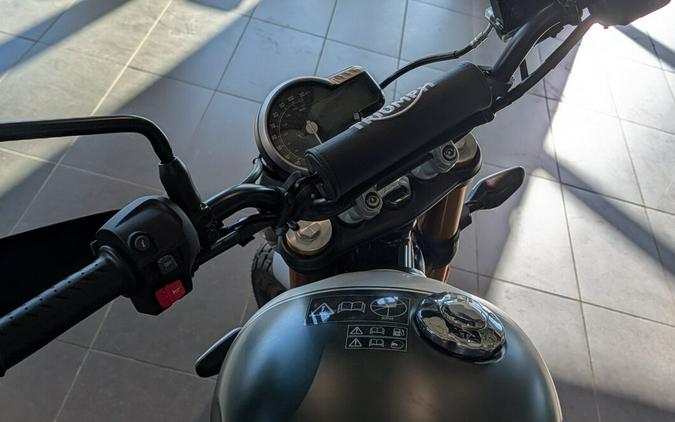 2025 Triumph Scrambler 400 X