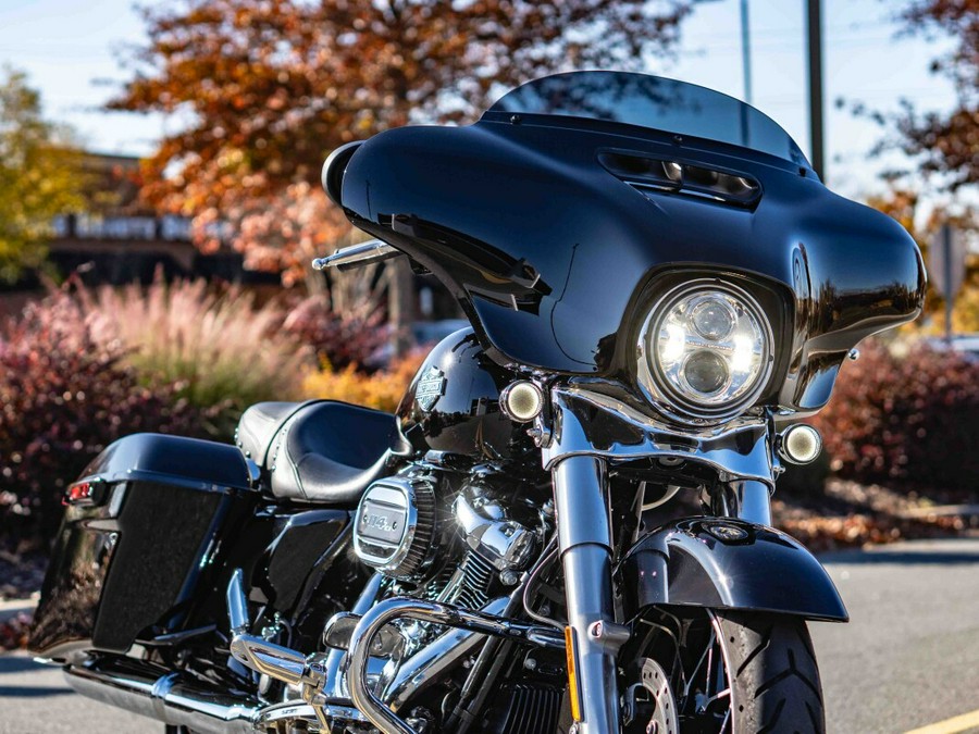 FLHXS 2022 Street Glide® Special