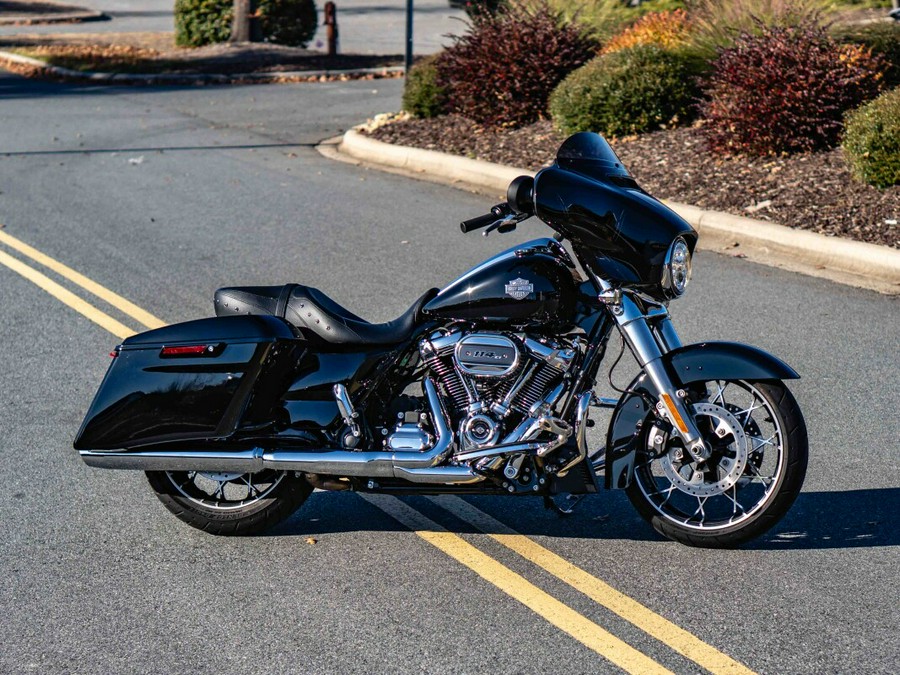FLHXS 2022 Street Glide® Special
