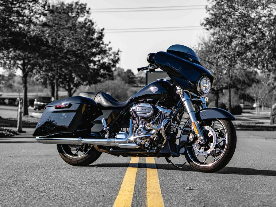 FLHXS 2022 Street Glide® Special