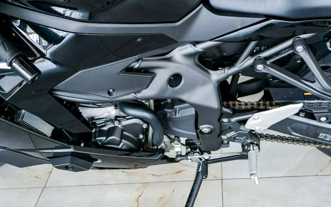 2025 Kawasaki ZX400PSFNL Ninja ZX-4R (ABS)