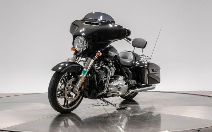 2017 HARLEY-DAVIDSON FLHXS STREET GLIDE SPECIAL in Vivid Black