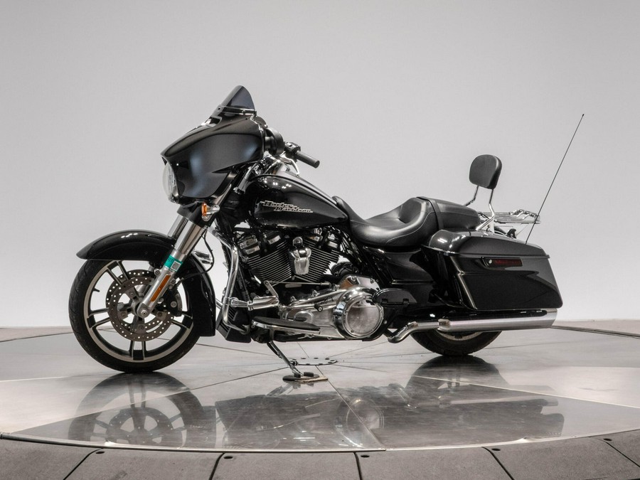 2017 HARLEY-DAVIDSON FLHXS STREET GLIDE SPECIAL in Vivid Black
