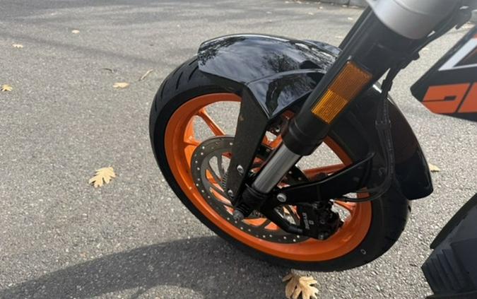 2016 KTM Duke 390