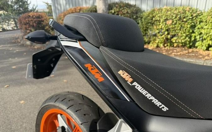 2016 KTM Duke 390