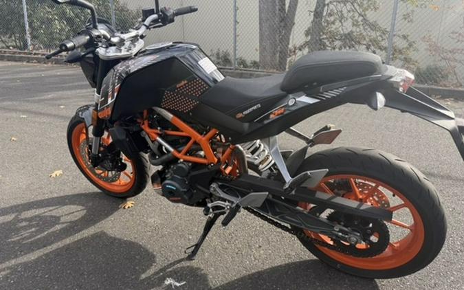 2016 KTM Duke 390