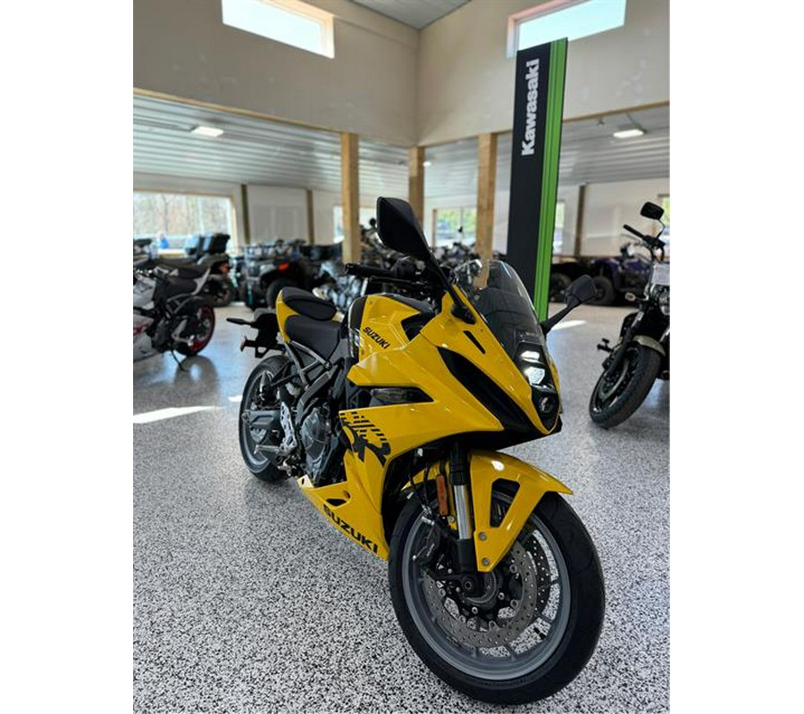 2024 Suzuki GSX-8R