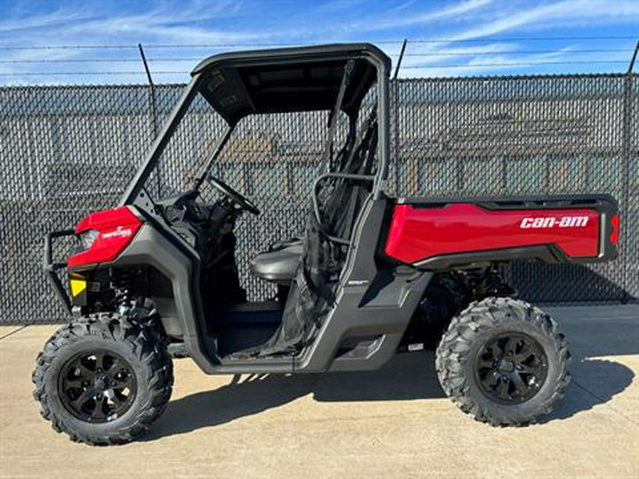 2024 Can-Am Defender XT HD10