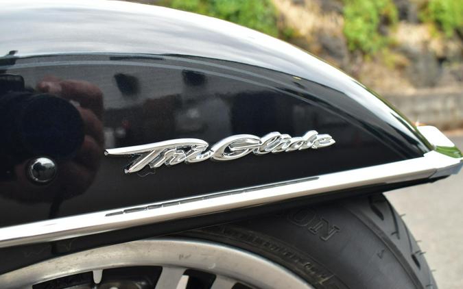 2018 Harley-Davidson Tri Glide Ultra Black Tempest