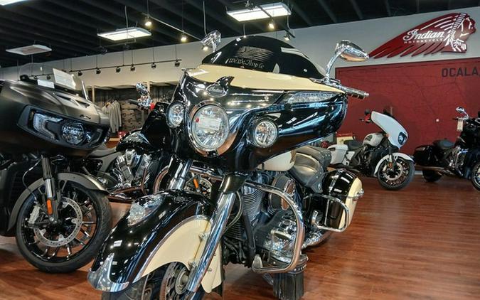 2019 Indian Chieftain Classic Deep Water Metallic Dirt Track Tan