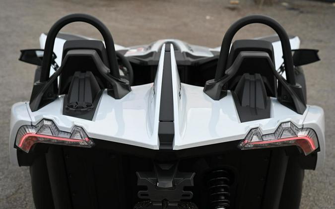 2023 Polaris Slingshot® Slingshot® S Manual