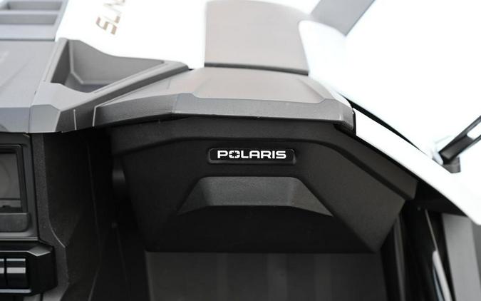 2023 Polaris Slingshot® Slingshot® S Manual