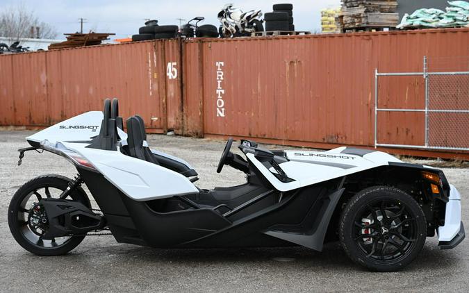 2023 Polaris Slingshot® Slingshot® S Manual