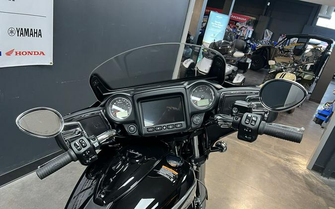 2024 Indian Motorcycle® Chieftain® Black Metallic