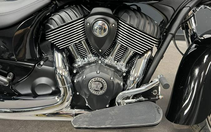 2024 Indian Motorcycle® Chieftain® Black Metallic