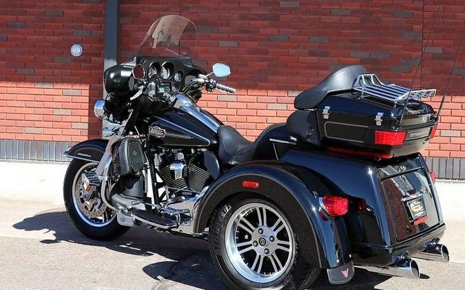 2011 Harley-Davidson® FLHTCUTG - Tri Glide® Ultra Classic®