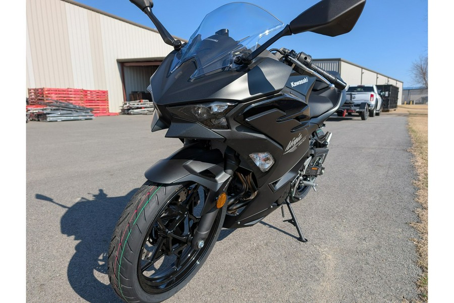 2026 Kawasaki Ninja® 500 ABS