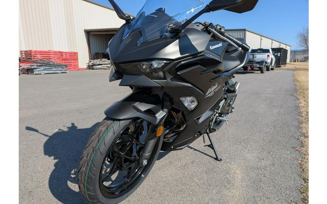 2026 Kawasaki Ninja® 500 ABS