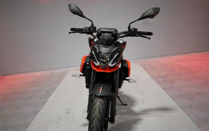 2026 Aprilia Tuono 457