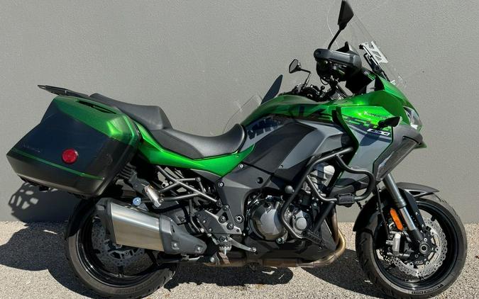 2020 Kawasaki Versys® 1000 SE LT+