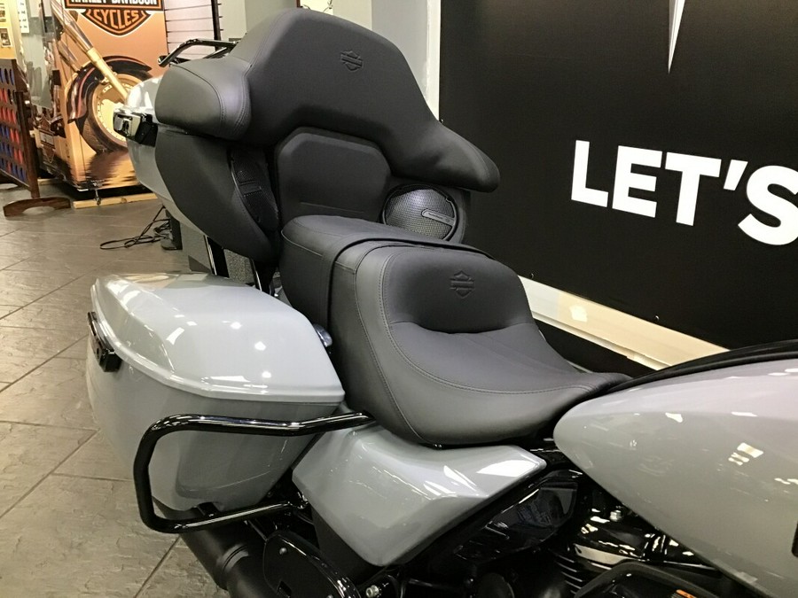 2026 Harley-Davidson® Road Glide Limited Dark Billiard Gray Black Trim