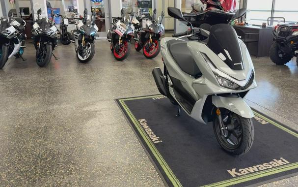 2026 Honda PCX ABS