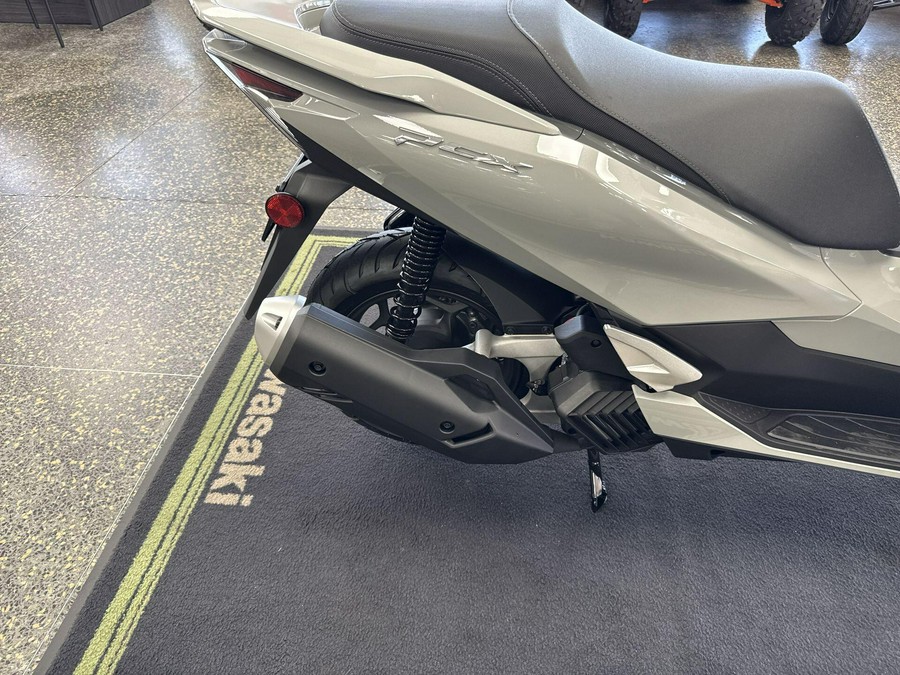 2026 Honda PCX ABS