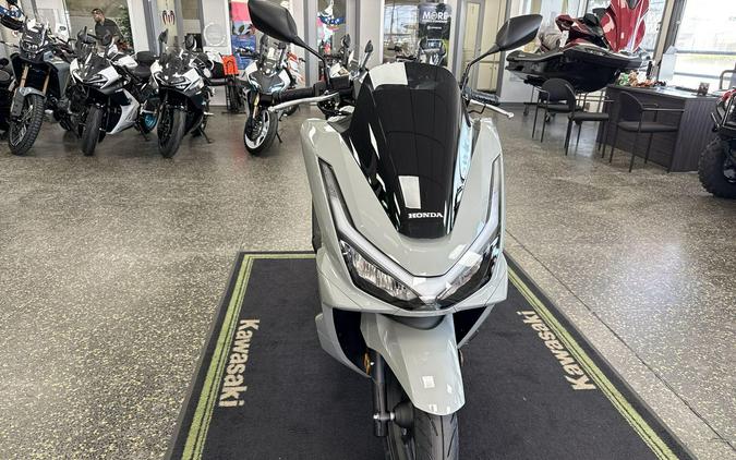 2026 Honda PCX ABS