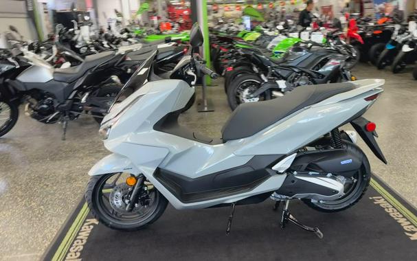2026 Honda PCX ABS