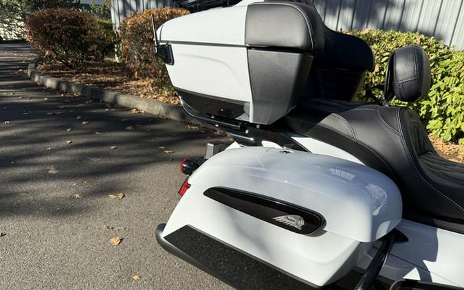2025 Indian Pursuit Dark Horse W/Powerband Audio Ghost White Metallic Crystal / Black