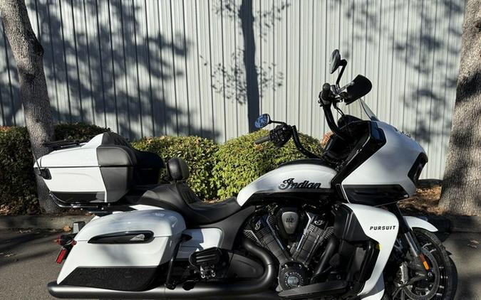 2025 Indian Pursuit Dark Horse W/Powerband Audio Ghost White Metallic Crystal / Black