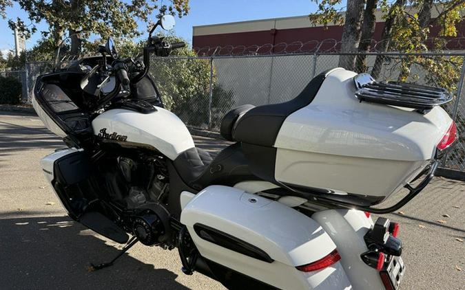 2025 Indian Pursuit Dark Horse W/Powerband Audio Ghost White Metallic Crystal / Black