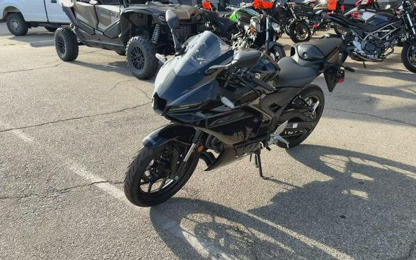 2026 Yamaha YZF-R3 ABS CA