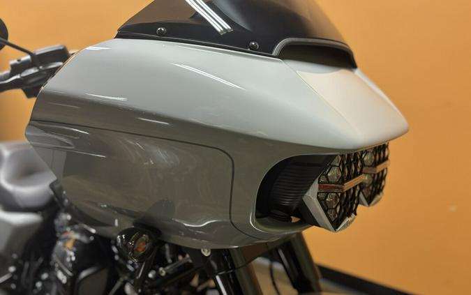 FLTRT 2025 Road Glide® 3