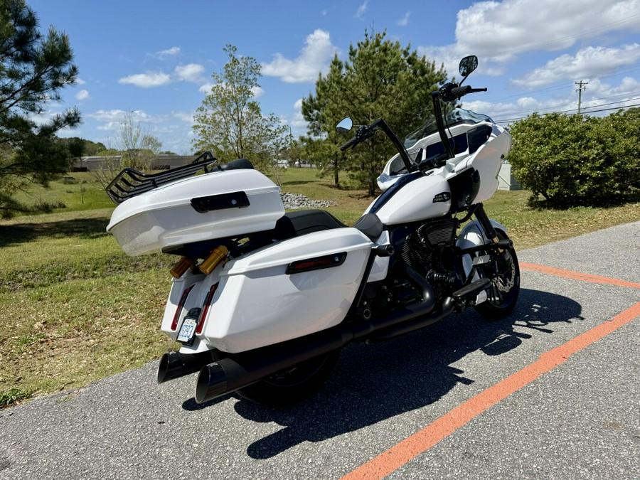 2024 Road Glide™ Limited FLTRK