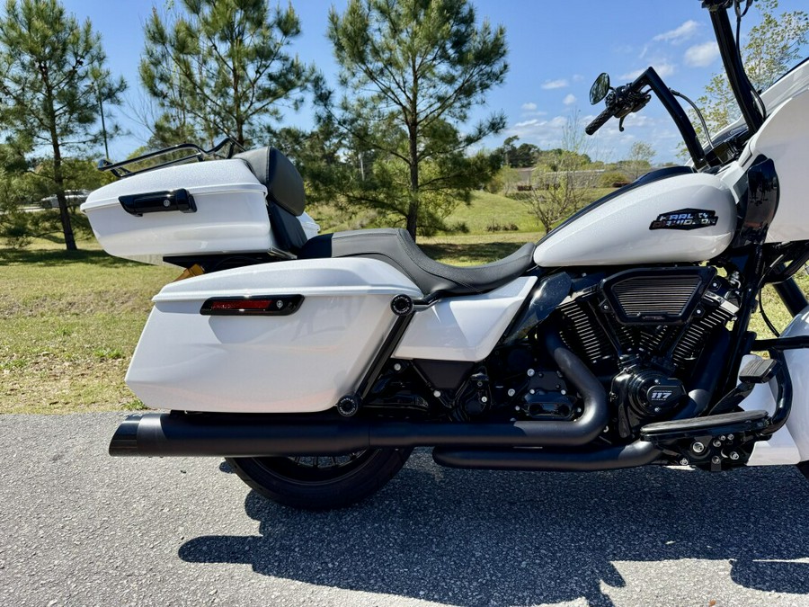 2024 Road Glide™ Limited FLTRK