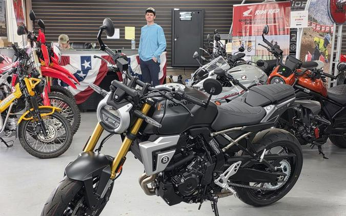 2026 Suzuki GSX 8T