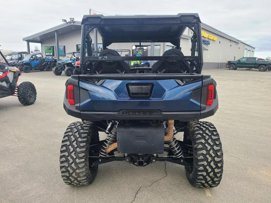 2022 Polaris® General 1000 Deluxe