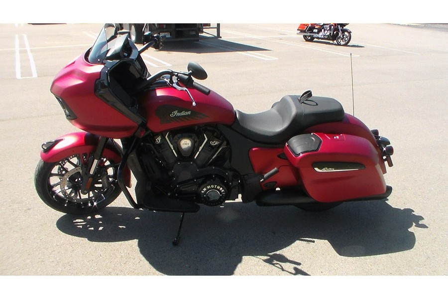 2024 Indian Motorcycle CHALLENGER DH, AUDIO, SUNSET RD SMOKE, 49ST Dark Horse® with PowerBand Audio Package