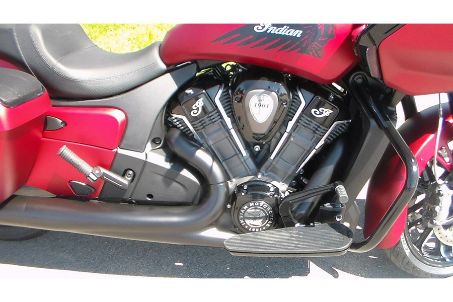 2024 Indian Motorcycle CHALLENGER DH, AUDIO, SUNSET RD SMOKE, 49ST Dark Horse® with PowerBand Audio Package