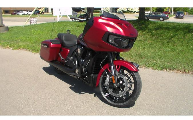 2024 Indian Motorcycle CHALLENGER DH, AUDIO, SUNSET RD SMOKE, 49ST Dark Horse® with PowerBand Audio Package