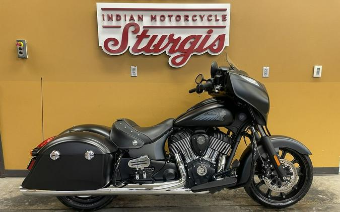 2018 Indian Motorcycle® Chieftain® Dark Horse® ABS Thunder Black Smoke