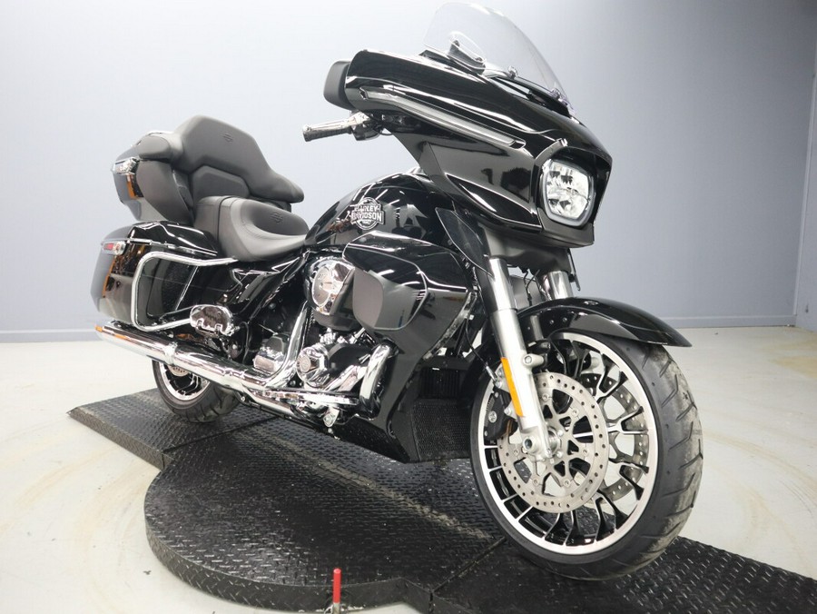 2026 Harley-Davidson Street Glide Limited FLHXL