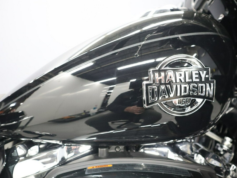 2026 Harley-Davidson Street Glide Limited FLHXL