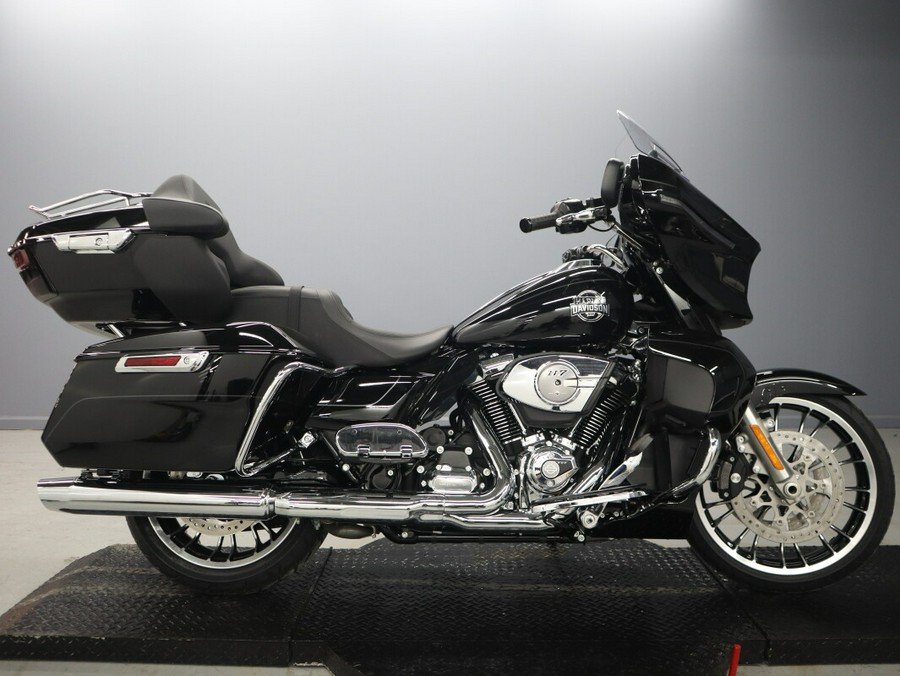 2026 Harley-Davidson Street Glide Limited FLHXL