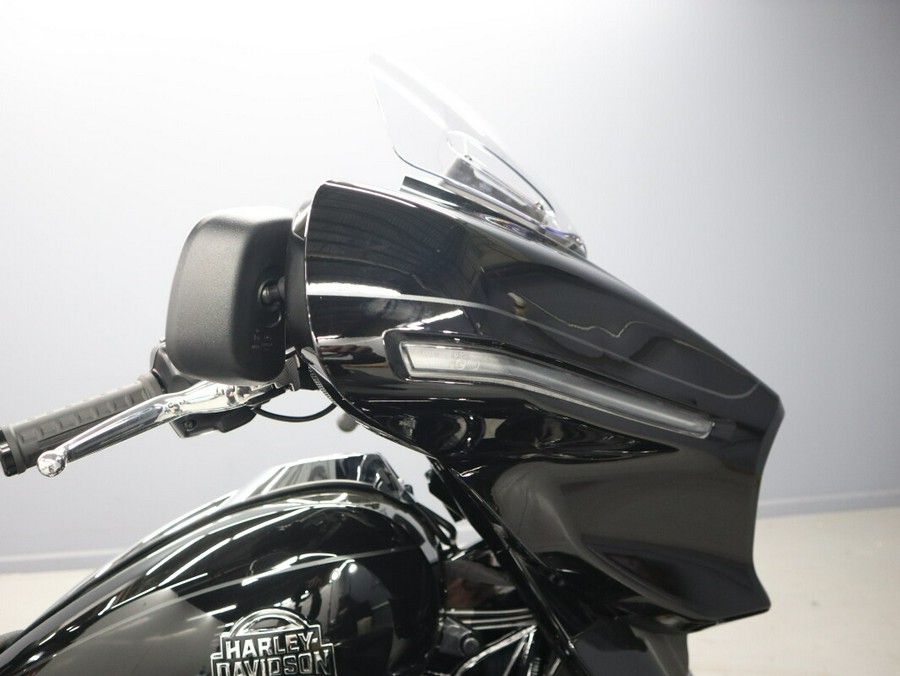 2026 Harley-Davidson Street Glide Limited FLHXL